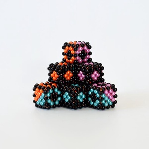 Narancs-lila-türkizkék lépcsős piramis fekete ráccsal - otthon & életmód - dekoráció - dísztárgy - Meska.hu