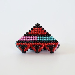 Piros-lila-türkizkék lépcsős piramis fekete ráccsal - otthon & életmód - dekoráció - dísztárgy - Meska.hu