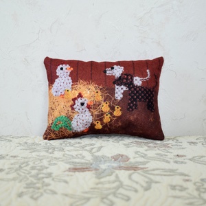 Mini mesepárna  Kikeltek a gyöngycsibék, Otthon & Életmód, Lakástextil, Párna & Párnahuzat, Mindenmás, Varrás, MESKA