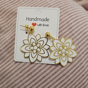 Fehér/arany fülbevaló - ékszer - fülbevaló - lógós kerek fülbevaló - Meska.hu