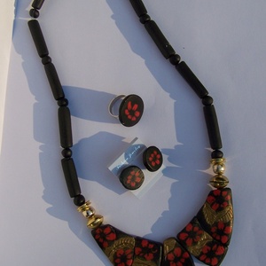 Desigual mintás nyaklánc-gyűrű-fülbevaló szett, fekete-piros-arany -  - Meska.hu