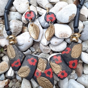 Desigual ihletésű millefiori nyaklánc és fülbevaló szett fekete, piros, arany - ékszer - ékszerszett - Meska.hu