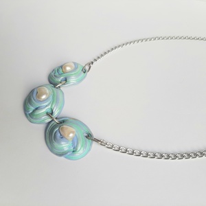 Ovális három korongos lánc tenyésztett gyönggyel - türkíz - Meska.hu