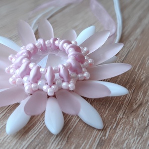 Rózsaszín, fehér Gerbera medál - ékszer - nyaklánc - medál - Meska.hu