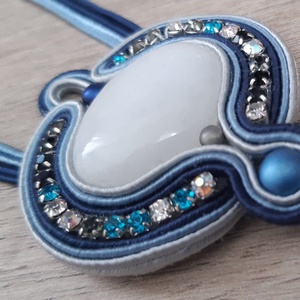 Jáde sújtás medál fülbevalóval  - ékszer - ékszerszett - Meska.hu