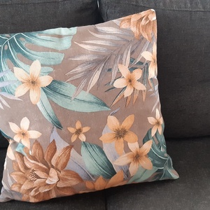 Párnahuzat trópusi mintával, barnás-beige alapon - Meska.hu