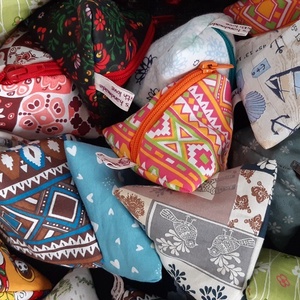 Tetraéder kulcs-, ill. pénztartó - táska & tok - kulcstartó & táskadísz - kulcstartó - Meska.hu