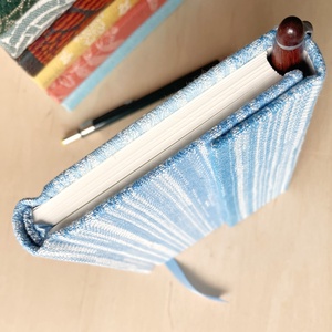 Mágneszáras, A/6-os heti tervező, dátum nélküli naptár, Oscha Matrix textillel - otthon & életmód - papír, írószer - jegyzetfüzet & napló - Meska.hu