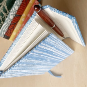 Mágneszáras, A/6-os heti tervező, dátum nélküli naptár, Oscha Matrix textillel - otthon & életmód - papír, írószer - jegyzetfüzet & napló - Meska.hu