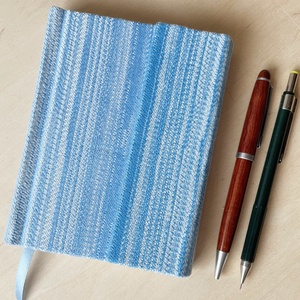 Mágneszáras, A/6-os heti tervező, dátum nélküli naptár, Oscha Matrix textillel - otthon & életmód - papír, írószer - jegyzetfüzet & napló - Meska.hu