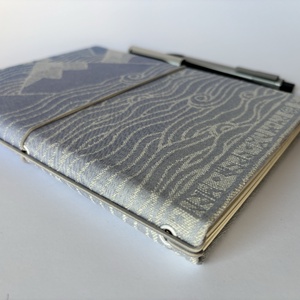 Hegyek és hullámok acélkék textilborítós füzettartó, füzetborító, traveller's notebook, A/5, keménytáblás - otthon & életmód - papír, írószer - könyv- és füzetborító - Meska.hu