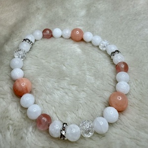 Ásvány karkötő - Eper - ékszer - karkötő - ásványkarkötő - Meska.hu