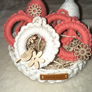 Eper-fehér tavaszi kosár csomag, Otthon & Életmód, Dekoráció, Húsvéti asztaldíszek, , MESKA