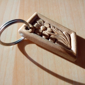 Egyedi, faragott kulcstartó  - táska & tok - kulcstartó & táskadísz - kulcstartó - Meska.hu