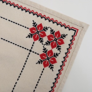 Tiszavidéki, beregi keresztszemes hímzett kisterítő és bortartó szett (1.) - otthon & életmód - konyhafelszerelés, tálalás - tálalás - tálalás - Meska.hu