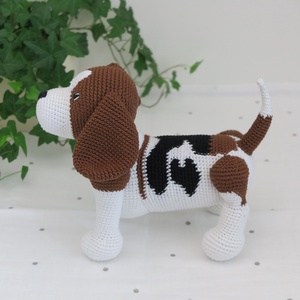 Horgolt Beagle kutya egyedi foltokkal - játék & sport - plüssállat & játékfigura - kutya - Meska.hu