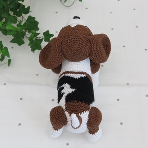 Horgolt Beagle kutya egyedi foltokkal - játék & sport - plüssállat & játékfigura - kutya - Meska.hu