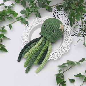 Horgolt zöld polip alvóka babajáték, Játék & Sport, Plüssállat & Játékfigura, Polip, medúza, Horgolás, MESKA