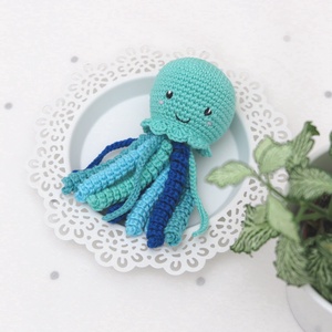 Horgolt mentazöld PICi polip koraszülötteknek � Bababarát korapolip újszülötteknek (100% pamut) - baba - mama - babalátogató ajándékcsomag - Meska.hu