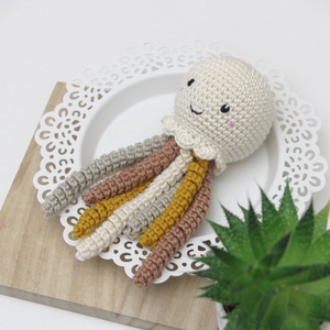 Horgolt krém PICi polip, korapolip, Játék & Sport, Plüssállat & Játékfigura, Polip, medúza, Horgolás, MESKA