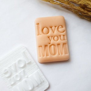 Agyag, polymer clay, égethető gyurma, mézeskalács, keksz, süti, szappan bélyegző, LOVE YOU MOM, Otthon & Életmód, Konyhafelszerelés, tálalás, Sütés, főzés, Sütikiszúró, , MESKA