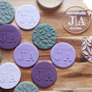 Személyre szabható kekszpecsétek esküvői témában - kellékek & szerszámok - díszíthető tárgyak - kerámia - Meska.hu