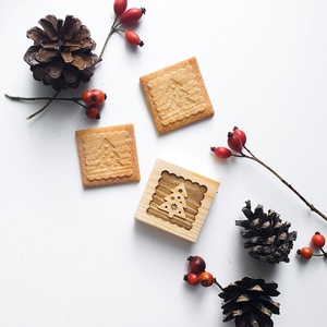 Fenyőfa - Karácsonyi mézeskalács kekszpecsét - otthon & életmód - konyhafelszerelés, tálalás - sütés, főzés - sütidísz - Meska.hu Fenyőfa - Karácsonyi mézeskalács kekszpecsét - otthon & életmód - konyhafelszerelés, tálalás - sütés, főzés - sütidísz - Meska.hu