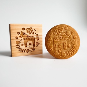 Dala ló virággal - Karácsonyi mézeskalács kekszpecsét folklór skandináv mintával - otthon & életmód - konyhafelszerelés, tálalás - sütés, főzés - sütidísz - Meska.hu Dala ló virággal - Karácsonyi mézeskalács kekszpecsét folklór skandináv mintával - otthon & életmód - konyhafelszerelés, tálalás - sütés, főzés - sütidísz - Meska.hu