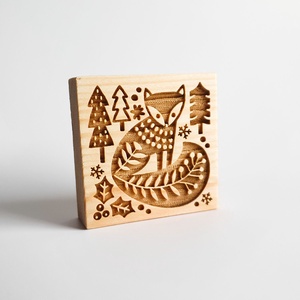 Róka fenyőfával - Karácsonyi mézeskalács kekszpecsét folklór skandináv mintával - otthon & életmód - konyhafelszerelés, tálalás - sütés, főzés - sütidísz - Meska.hu Róka fenyőfával - Karácsonyi mézeskalács kekszpecsét folklór skandináv mintával - otthon & életmód - konyhafelszerelés, tálalás - sütés, főzés - sütidísz - Meska.hu