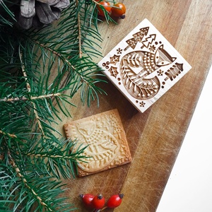 Róka fenyőfával - Karácsonyi mézeskalács kekszpecsét folklór skandináv mintával - otthon & életmód - konyhafelszerelés, tálalás - sütés, főzés - sütidísz - Meska.hu Róka fenyőfával - Karácsonyi mézeskalács kekszpecsét folklór skandináv mintával - otthon & életmód - konyhafelszerelés, tálalás - sütés, főzés - sütidísz - Meska.hu