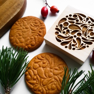 Karácsonyi gömb mintájú sütipecsét - Mézeskalácshoz és spekulatius kekszhez - otthon & életmód - konyhafelszerelés, tálalás - sütés, főzés - sütidísz - Meska.hu