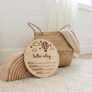  Babafotózási kiegészítő, kellék, baba emléktábla fából - hőlégballon - baba - mama - babafotózás - babafotózási kellékek - Meska.hu