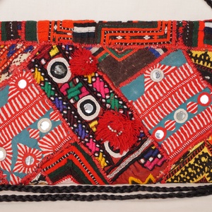 Boríték táska, kézzel hímzett, patchwork válltáska, kézi táska 4. - táska & tok - kézitáska & válltáska - vállon átvethető táska - Meska.hu Boríték táska, kézzel hímzett, patchwork válltáska, kézi táska 4. - táska & tok - kézitáska & válltáska - vállon átvethető táska - Meska.hu