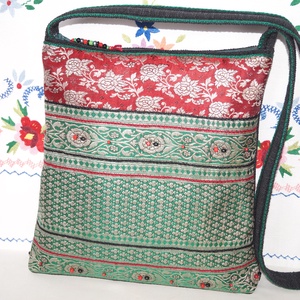 FOGLALT!! Zöld-ezüst-piros, virágos, különleges indiai esküvő, közepes méretű válltáska  - táska & tok - kézitáska & válltáska - válltáska - Meska.hu