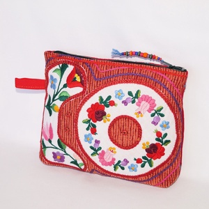 Kézzel hímzett neszesszer, színes kalocsai virágos kozmetikai táska, cipzáros neszesszer, tartóka - táska & tok - neszesszer - Meska.hu