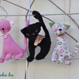 Blackie a fekete szárnyas plüss cica -  - Meska.hu