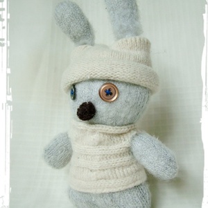 Bikfic - újrahasznos vagány nyuszi - 100% recycled - játék & gyerek - plüssállat & játékfigura - nyuszi - Meska.hu Bikfic - újrahasznos vagány nyuszi - 100% recycled - játék & gyerek - plüssállat & játékfigura - nyuszi - Meska.hu