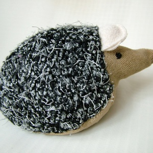Meggymagos babzsák süni - Mákos, rózsaszín fülű  (Beanbag hedgehog) - játék & sport - plüssállat & játékfigura - Meska.hu
