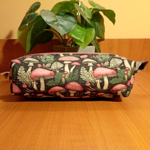 Rózsaszín gombamintás tolltartó - otthon & életmód - papír, írószer - tolltartó & ceruzatekercs - Meska.hu