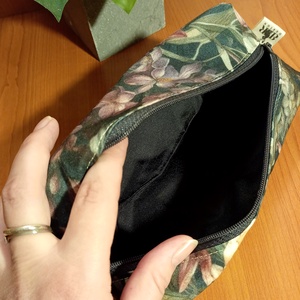 Virágmintás tolltartó - otthon & életmód - papír, írószer - tolltartó & ceruzatekercs - Meska.hu