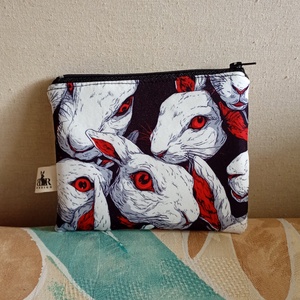 Vérnyúl mintás neszeszer - táska & tok - neszesszer - Meska.hu