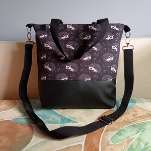 Fekete sünimintás válltáska, Táska & Tok, Kézitáska & válltáska, Válltáska, Varrás, Ha egy olyan egyedi, kézzel készített táskára vágysz, ami nem túl nagy, de nem is túl kicsi, ez a k..., MESKA