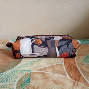 Kávémintás tolltartó - otthon & életmód - papír, írószer - tolltartó & ceruzatekercs - Meska.hu