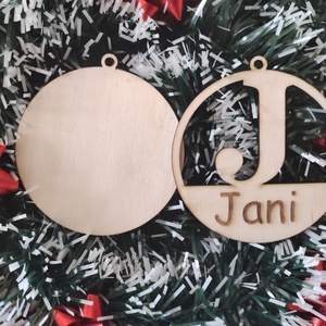Névre szóló kezdőbetűs fadísz - karácsony - karácsonyi lakásdekoráció - karácsonyfadíszek - Meska.hu