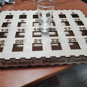 Egyedi elképzelésre készített gravírozott j�ger tálca - otthon & életmód - konyhafelszerelés, tálalás - tálalás - tálca - Meska.hu