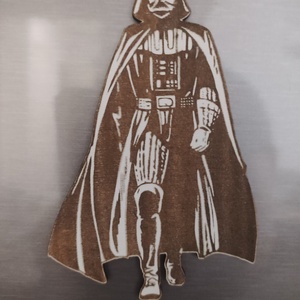 Darth Vader - Star Wars hűtőmágnes , Otthon & Életmód, Konyhafelszerelés, tálalás, Konyhai dekoráció, Hűtőmágnes, Famegmunkálás, Gravírozás, pirográfia, MESKA