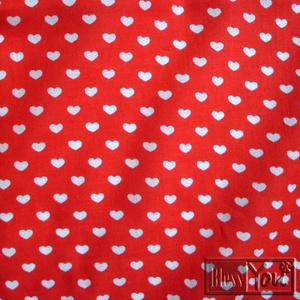 Megérkeztem! Babaköszöntő ajándék kislányoknak, piros pöttyös kendő, szívekkel -  - Meska.hu