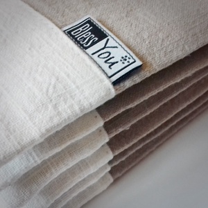 Utazós zsebkendőtartó tok - lenvászon fehér, bézs színben - táska & tok - pénztárca & más tok - zsebkendőtartó tok - Meska.hu