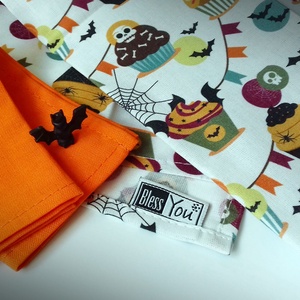 Halloween tök és denevér mintás kis méretű pamut zsebkendő - otthon & életmód - dekoráció - halloween - halloweeni jelmez és kiegészítők - Meska.hu