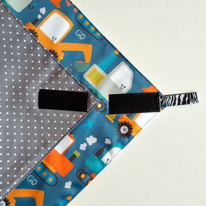 Markolós munkagépes iskolai újraszalvéta fiúknak autókkal, élelmiszerbarát tanúsított PUL belsővel - táska & tok - uzsonna- & ebéd tartó - szendvics csomagoló - Meska.hu